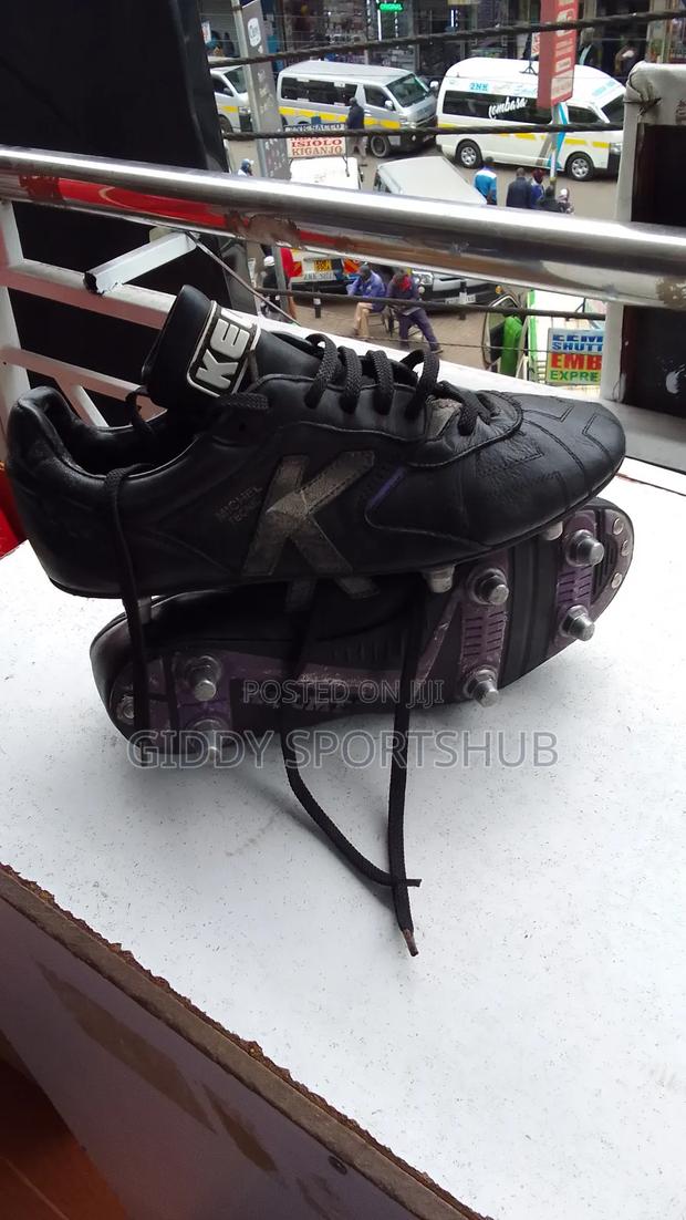 Mtumba Original Rugby Boots Size 40 - thumbnail 3