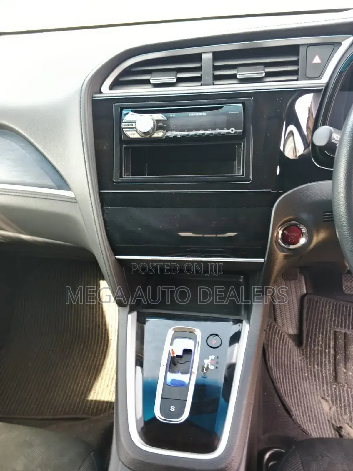 Honda Fit Shuttle 2018 Gray