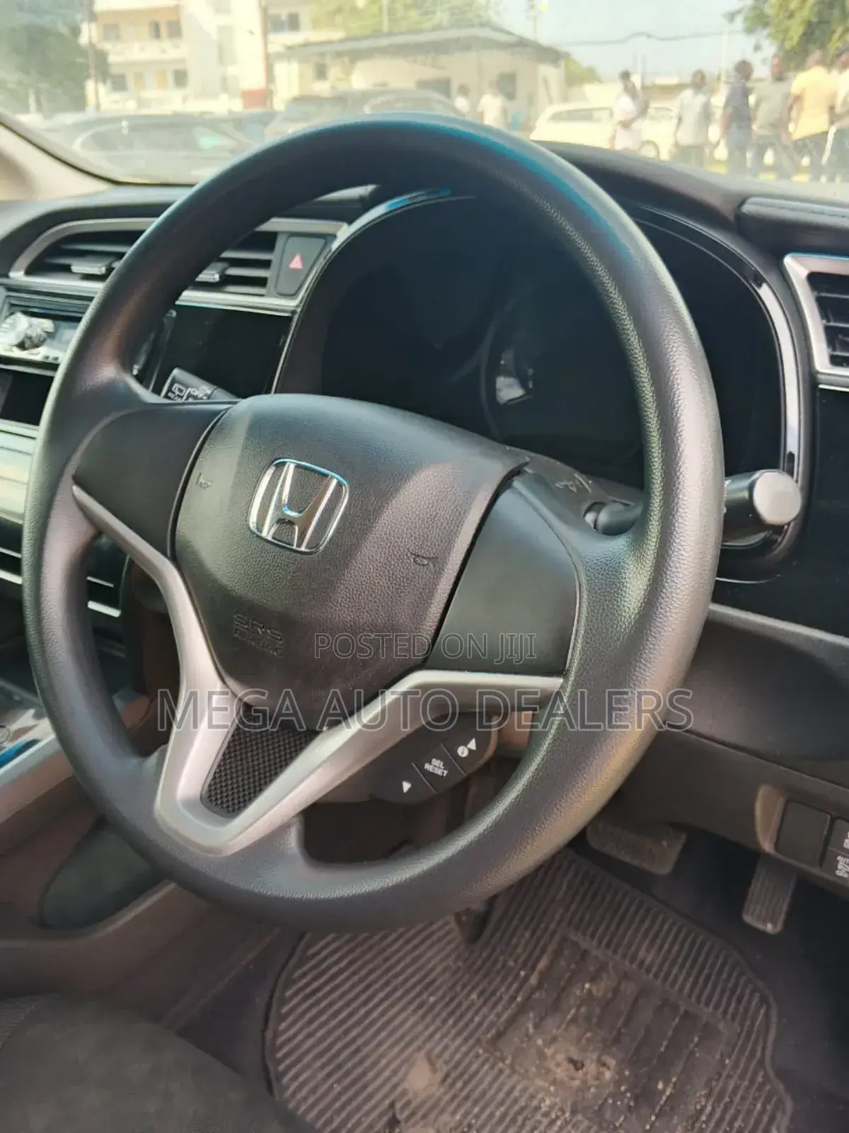 Honda Fit Shuttle 2018 Gray