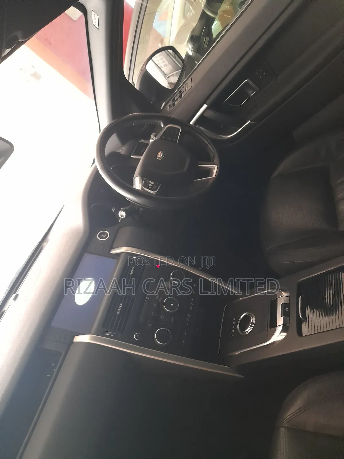 Land Rover Discovery Sport HSE 2017 Gray