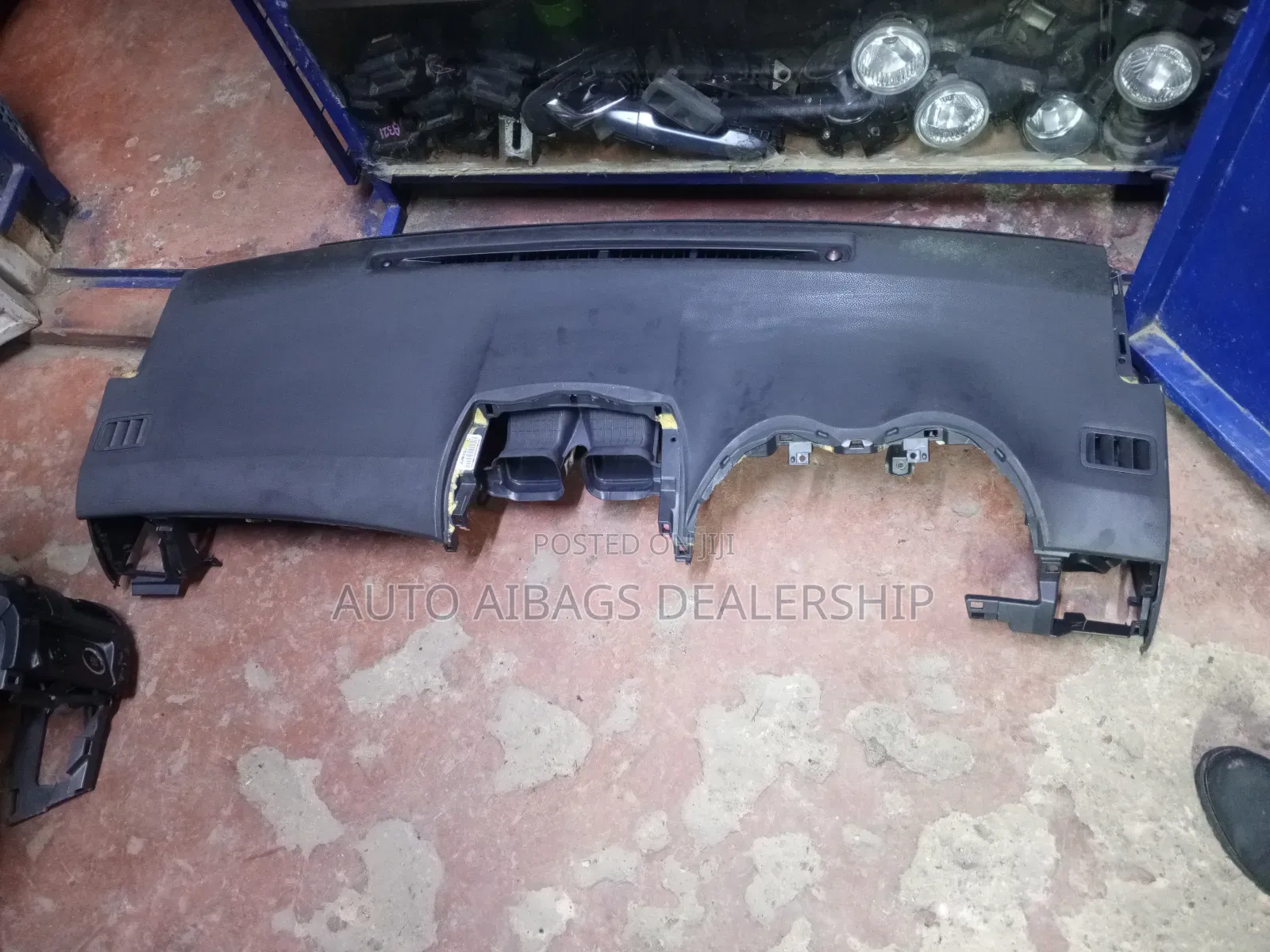 Filder Model 2007 Dashboard Black and Bedge.