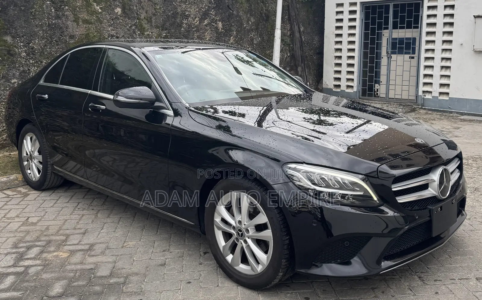 Mercedes-Benz C180 2018 Black