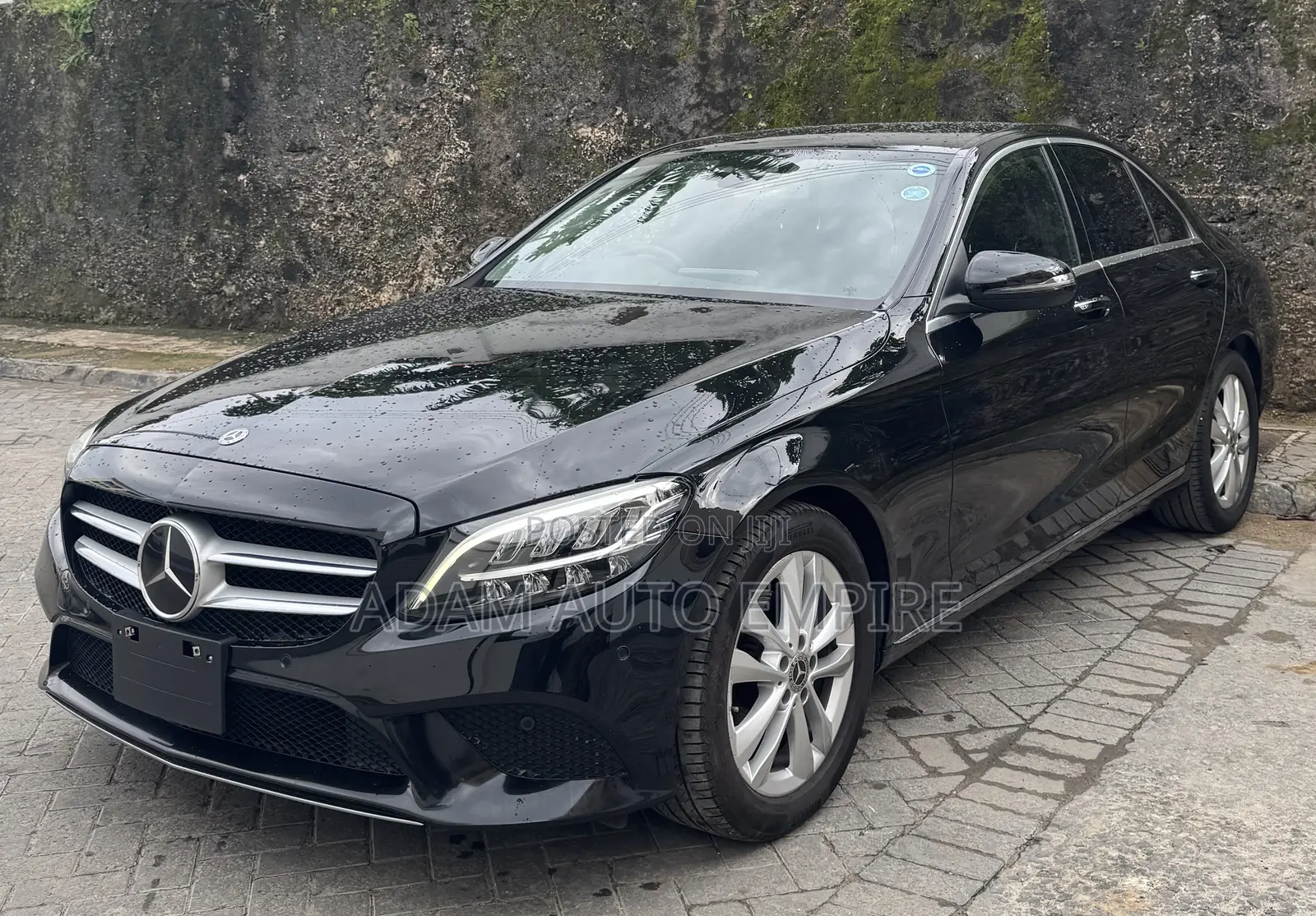 Mercedes-Benz C180 2018 Black