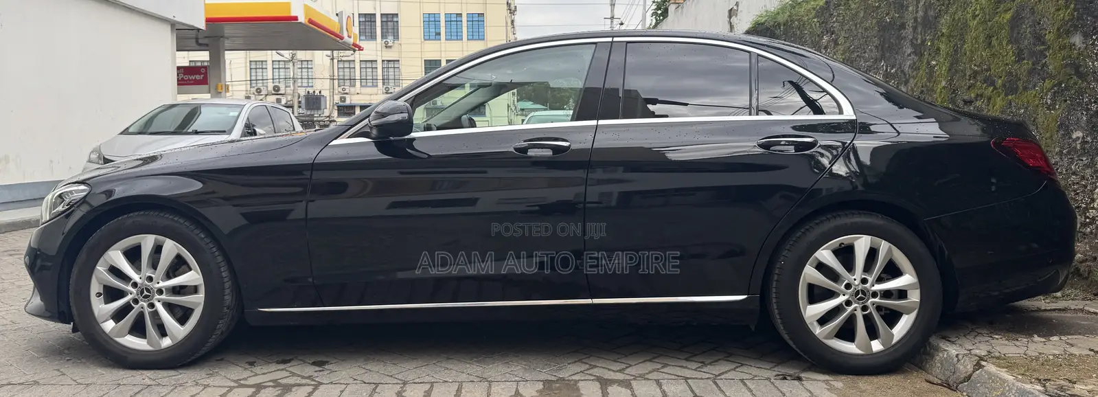 Mercedes-Benz C180 2018 Black