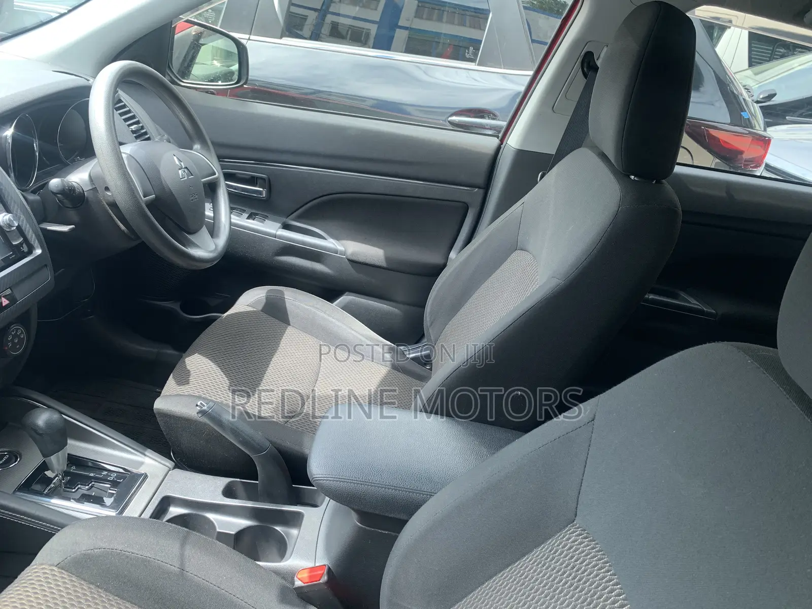 Mitsubishi RVR 2018 Red