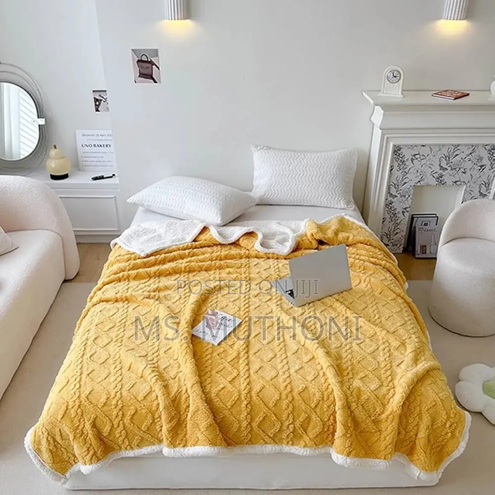 Yellow Lamb Fur Winter Throw Blanket/Fleece Blanket*
