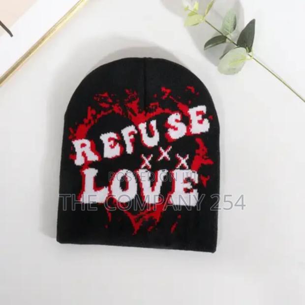 Refuse Love Beanie Skull Alphabet Love Jacquard Knitted Hat - thumbnail 11