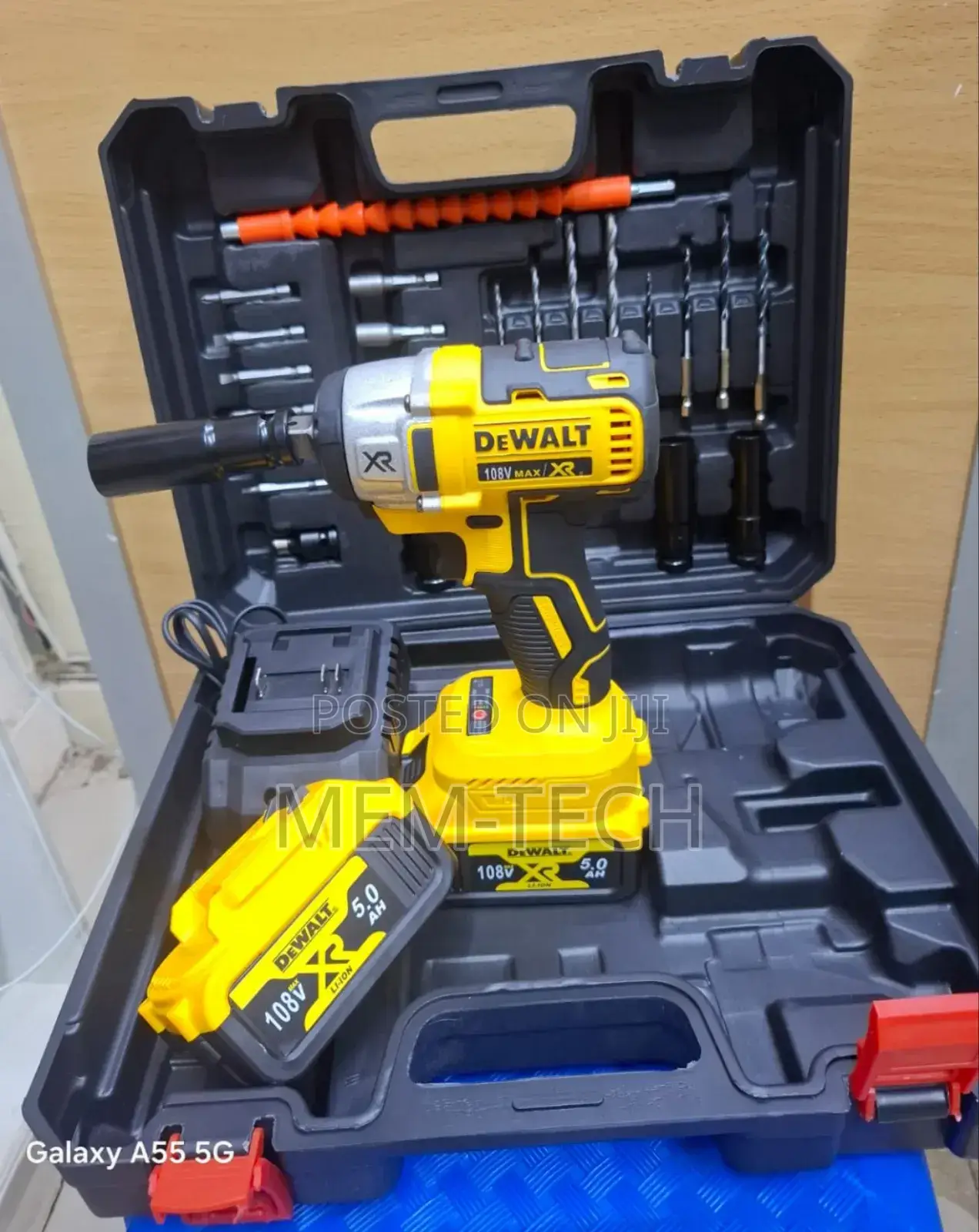 Dewalt Impact Wrench/108v Impact Wrench