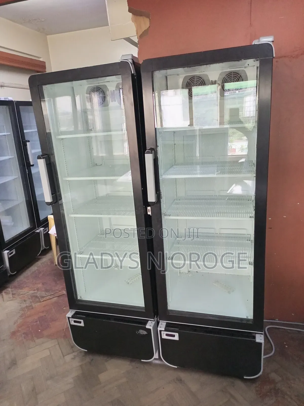 Realiable Chiller 400l ( Good Working Condition)
