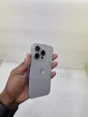 Apple iPhone 15 Pro 128 GB Gray - thumbnail 2