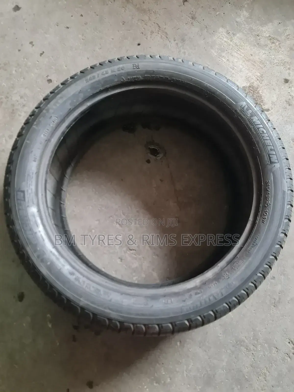 245 /45 R20 Michelin