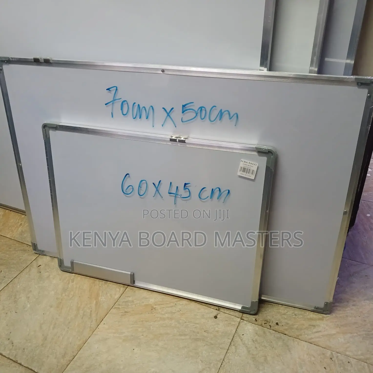 2 Pieces Whiteboards 60x45 and 70x50cm for 2 Kids