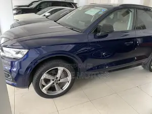 Audi Q5 2.0T Premium AWD quattro 2018 Blue