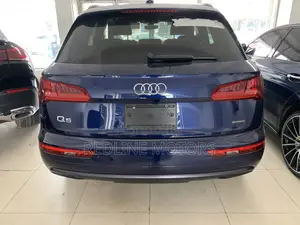 Audi Q5 2.0T Premium AWD quattro 2018 Blue