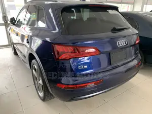 Audi Q5 2.0T Premium AWD quattro 2018 Blue