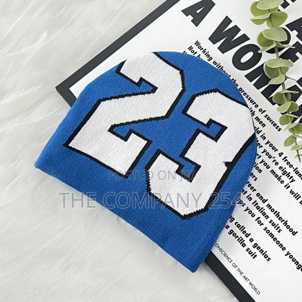 23 Number Pattern Casual Versatile Knitted Winter Beanie Hat - thumbnail 4