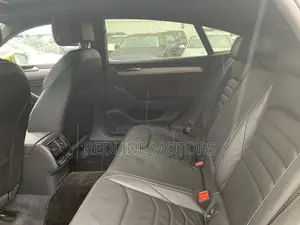 Volkswagen Arteon 2020 Yellow