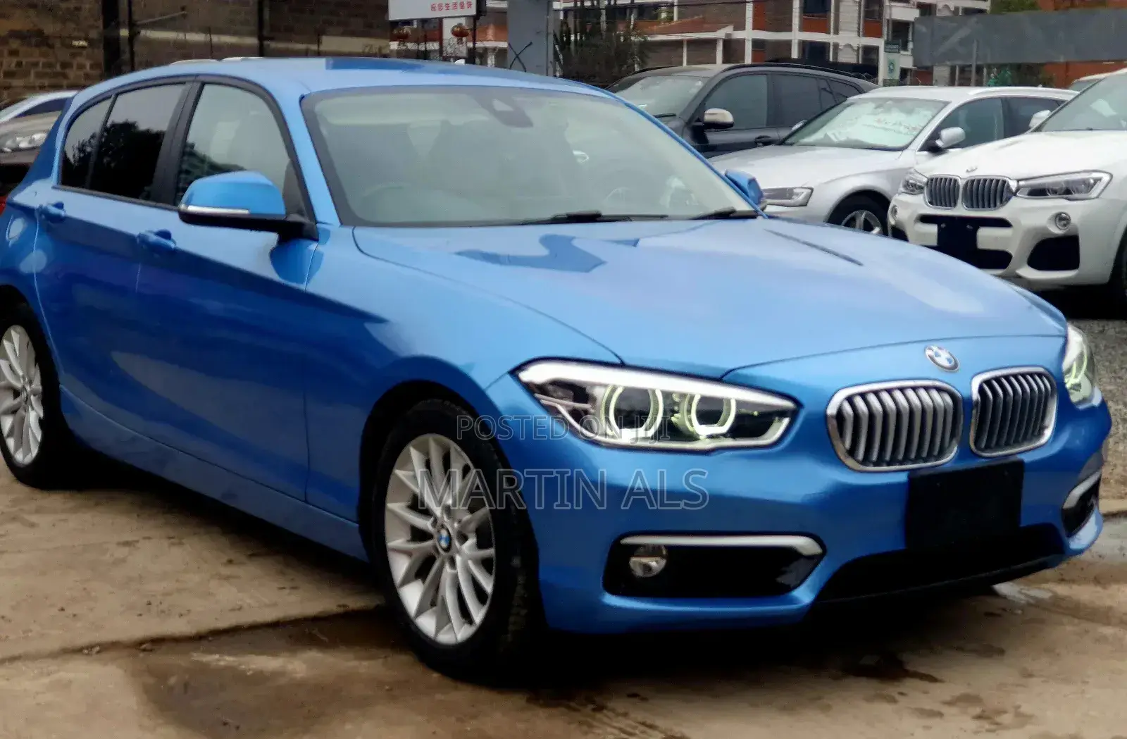 BMW 118i 2018 Blue