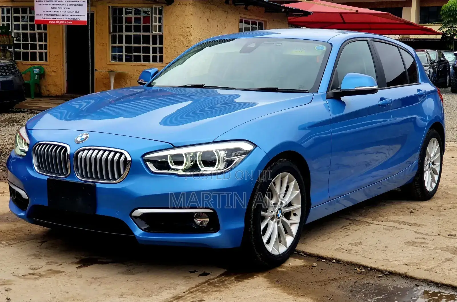 BMW 118i 2018 Blue
