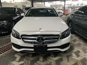 Mercedes-Benz E220 2018 Pearl