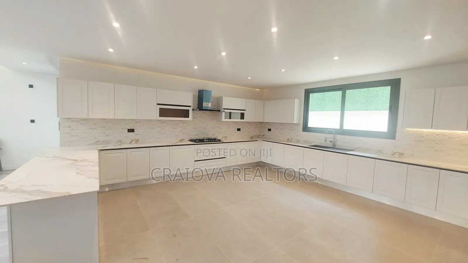 5bdrm Townhouse/Terrace in Lavington for sale