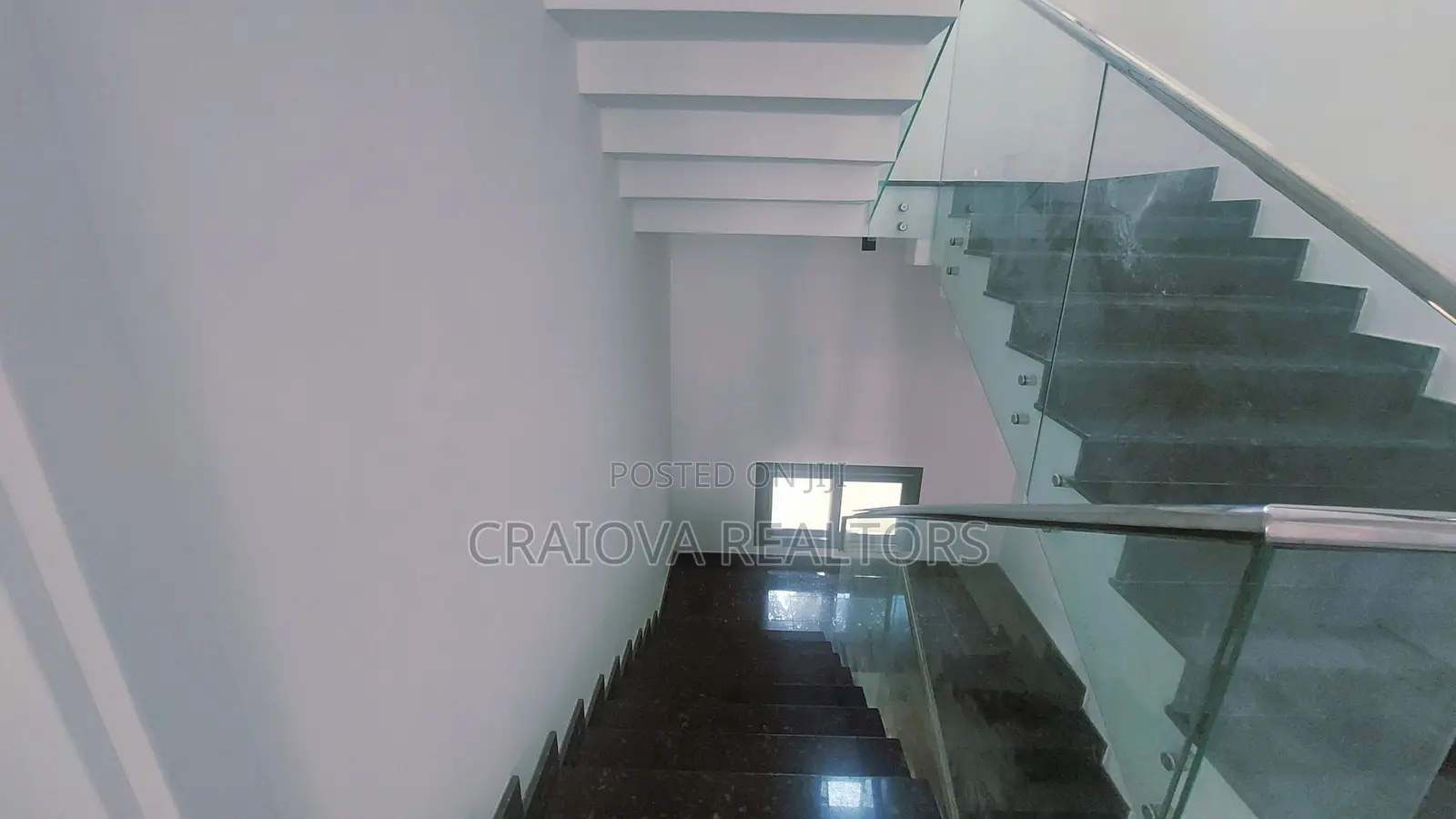 5bdrm Townhouse/Terrace in Lavington for sale