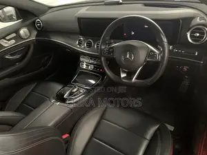 Mercedes-Benz E200 2018 Black