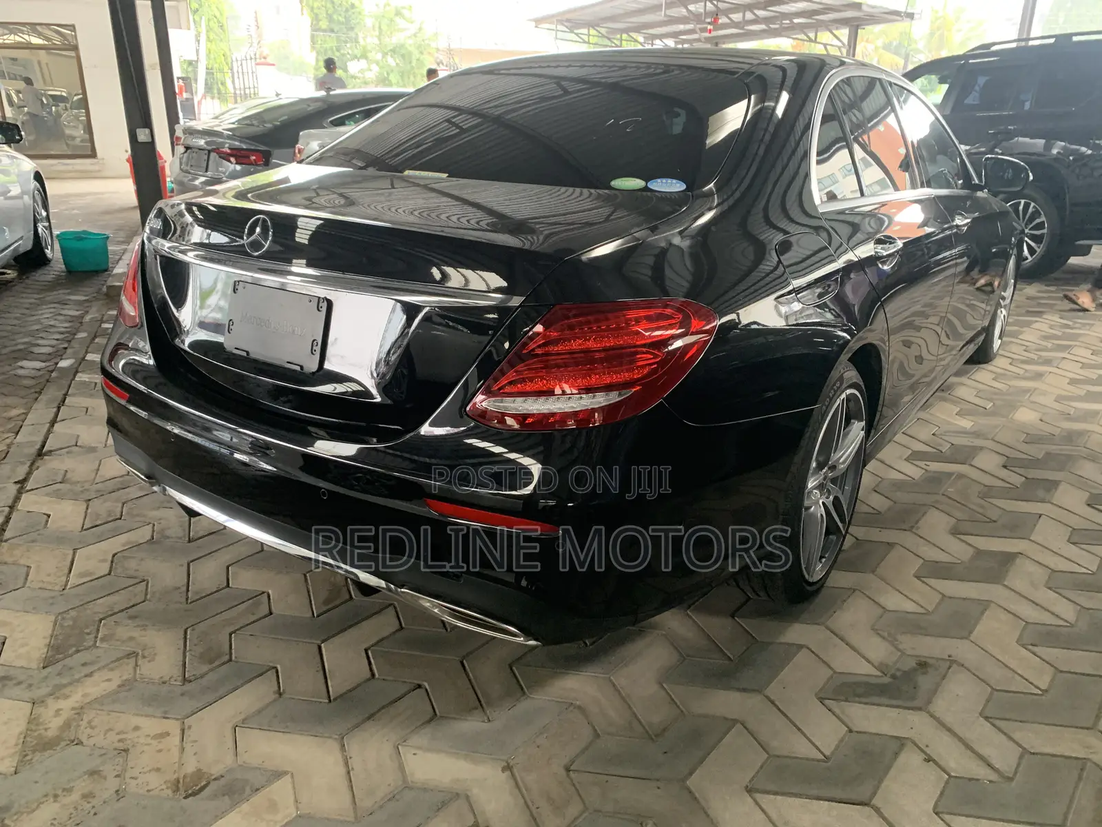 Mercedes-Benz E300 2018 Black