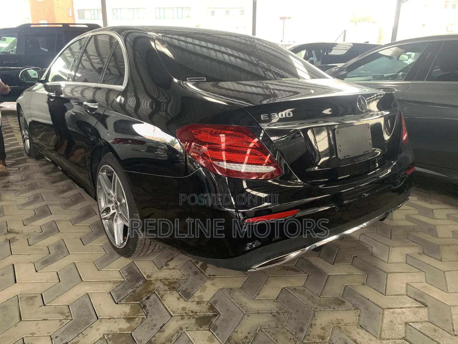Mercedes-Benz E300 2018 Black