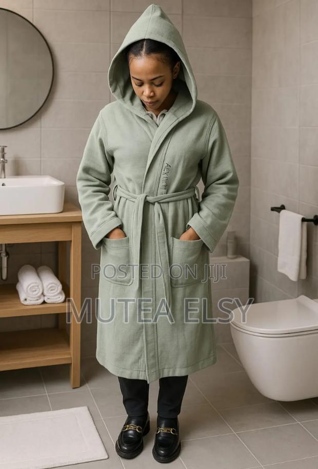 Royal King Size Bathrobe - thumbnail 2