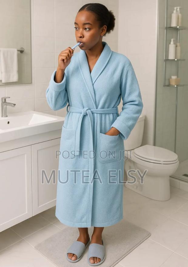Royal King Size Bathrobe - thumbnail 3