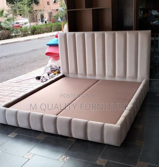White 5 by 6 Modern Bed