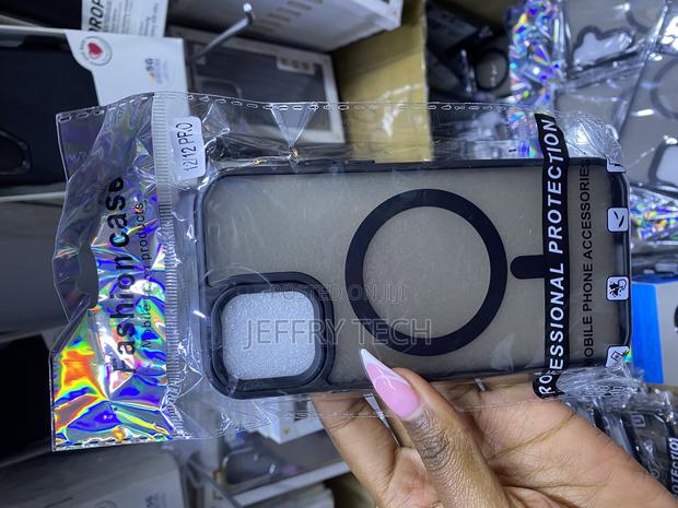 Jetech Magnetic Transluscent Case for iPhone 11 - main view