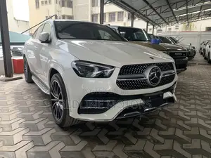 Mercedes-Benz GLE-Class GLE 400d 4MATIC 2019 White