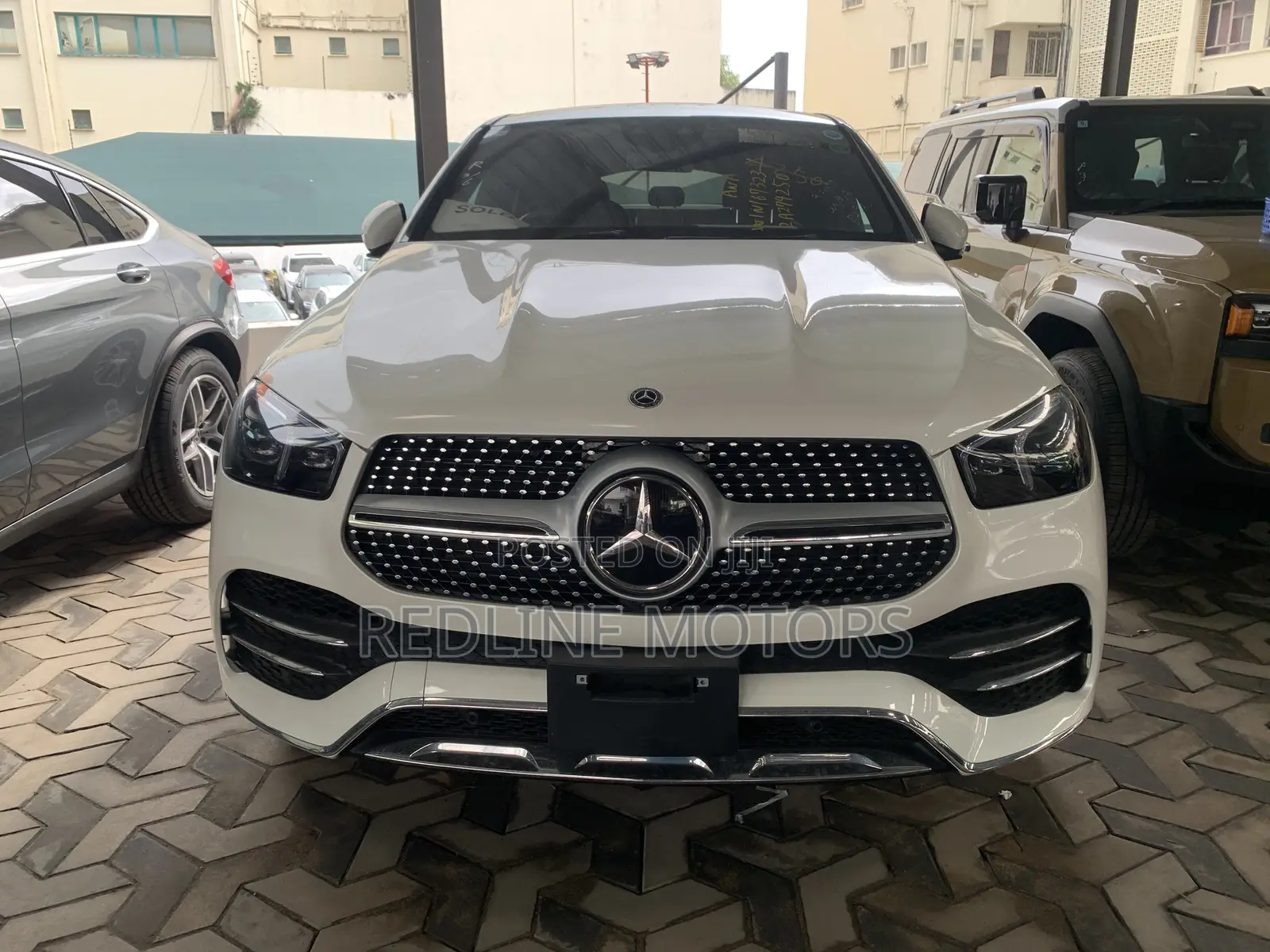 Mercedes-Benz GLE-Class GLE 400d 4MATIC 2019 White