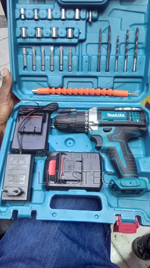 Makita 26v Cordless Electric Drill Set.