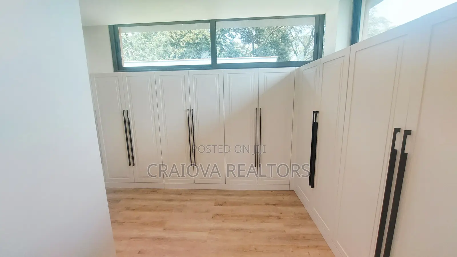 5bdrm Townhouse/Terrace in Lavington for sale