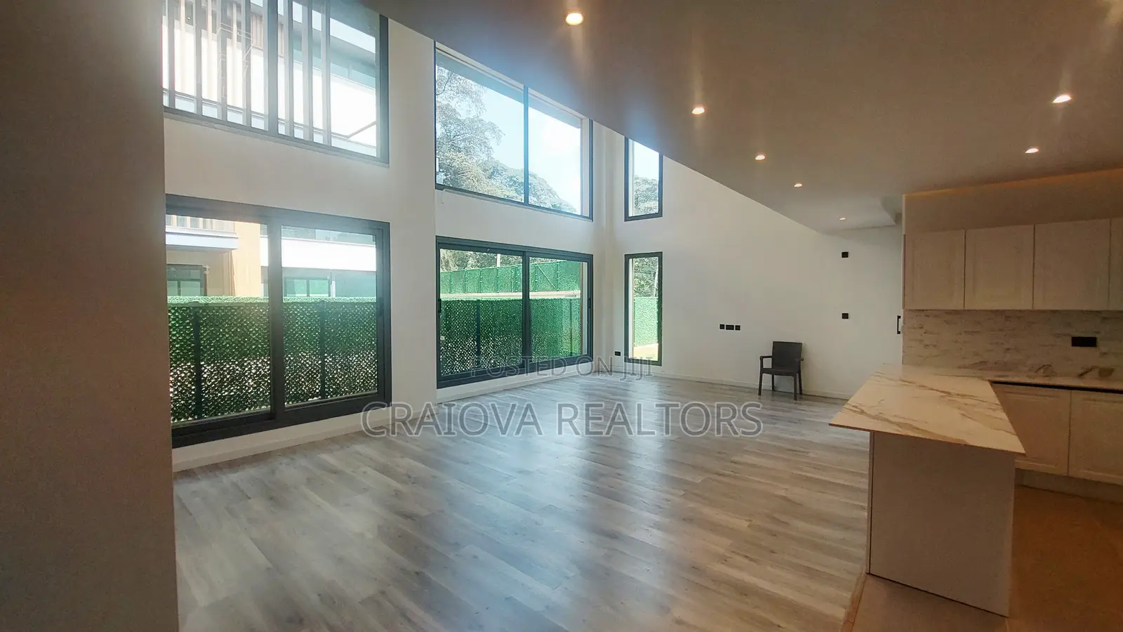 5bdrm Townhouse/Terrace in Lavington for sale