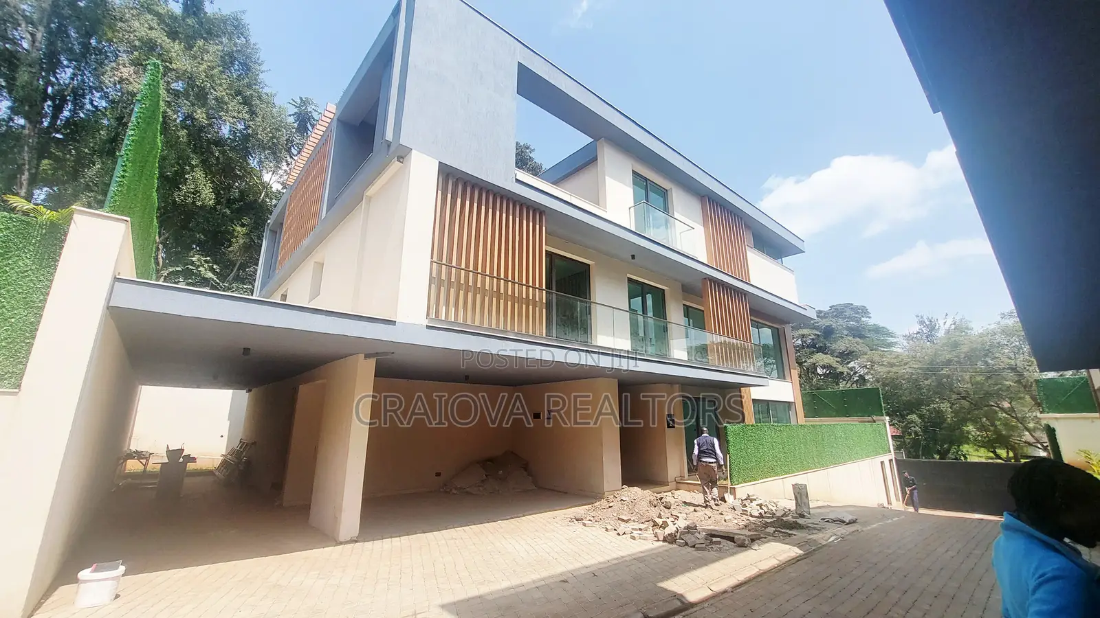 5bdrm Townhouse/Terrace in Lavington for sale
