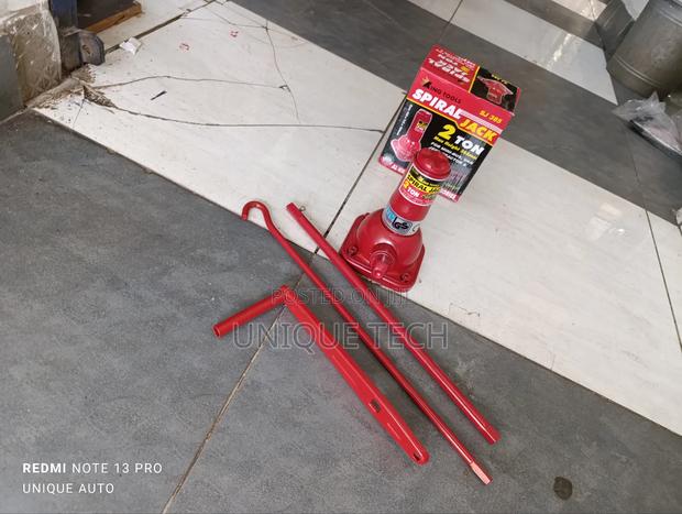 Heavy Duty Spiral Jack/ 2ton Manual Vehicle Lifter