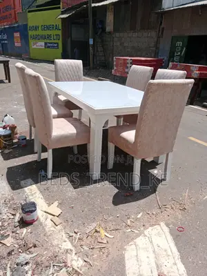 6 Seater Cozy Dining Set