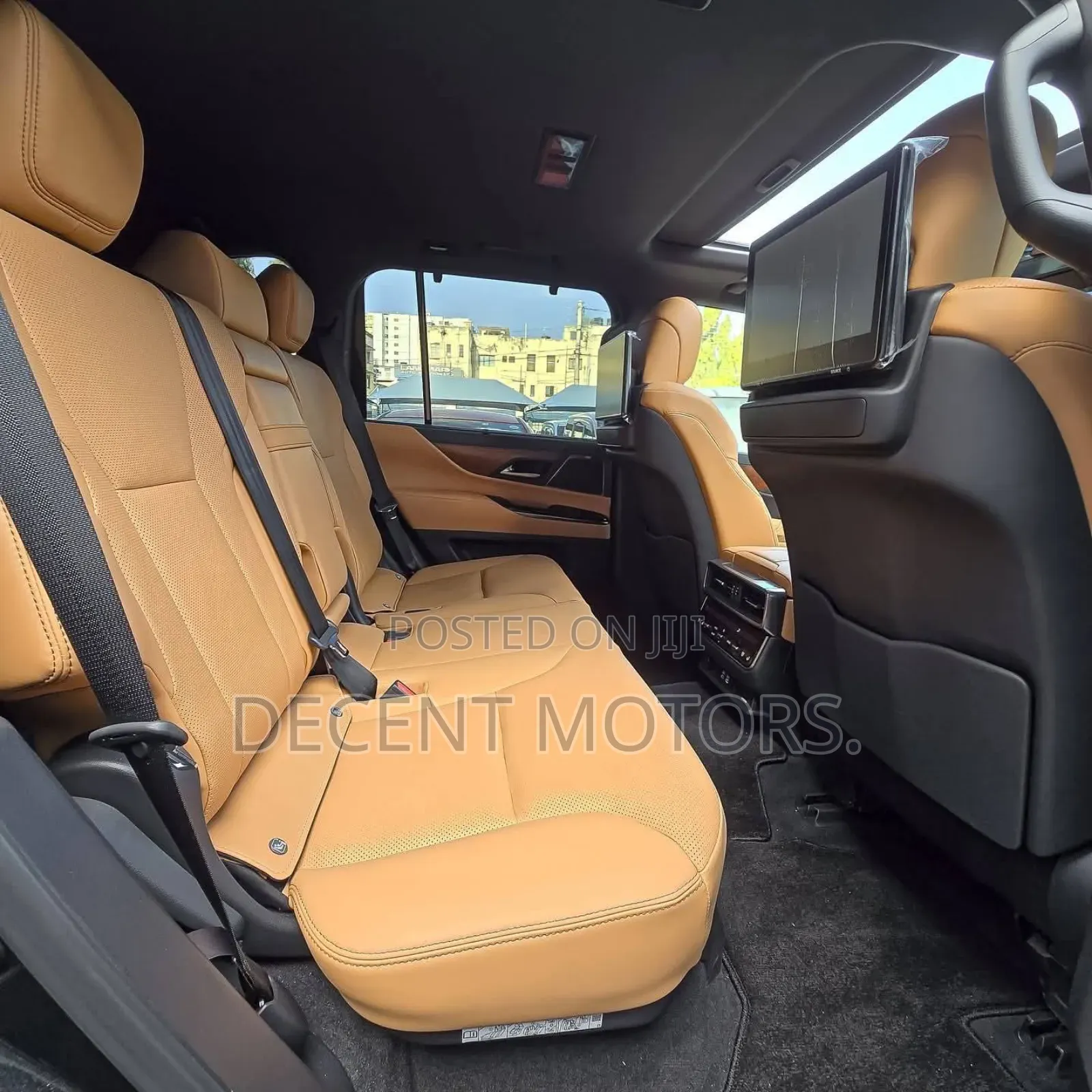 Lexus LX 2022 Black