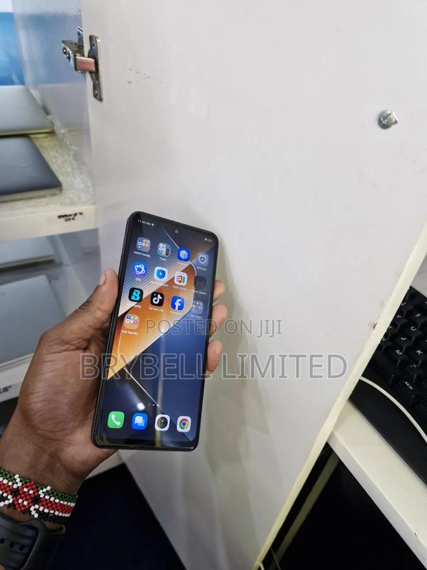 Tecno Pova 6 Neo 256 GB Gray - thumbnail 2