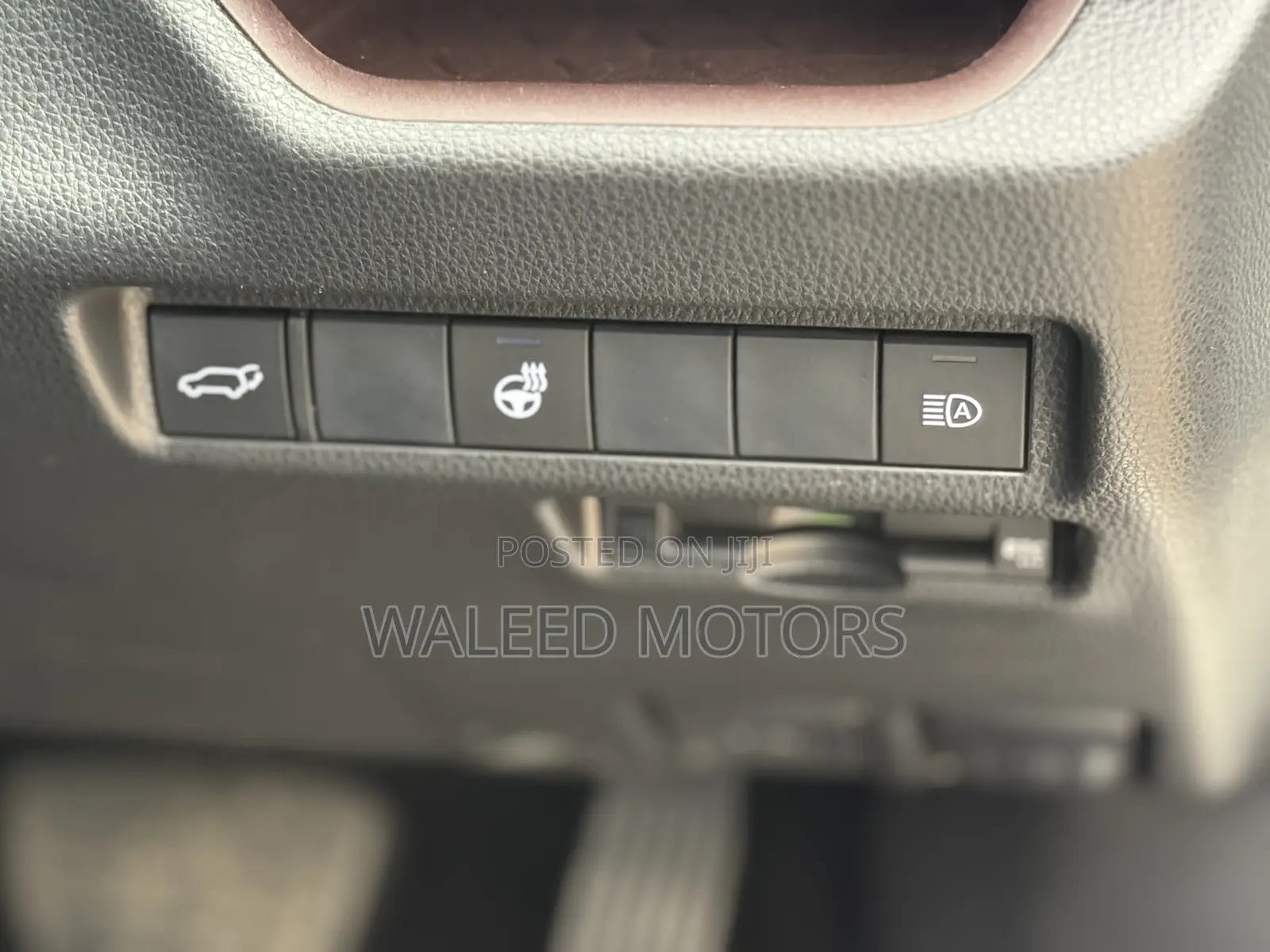 Toyota RAV4 2019 Pearl