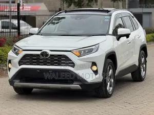Toyota RAV4 2019 Pearl