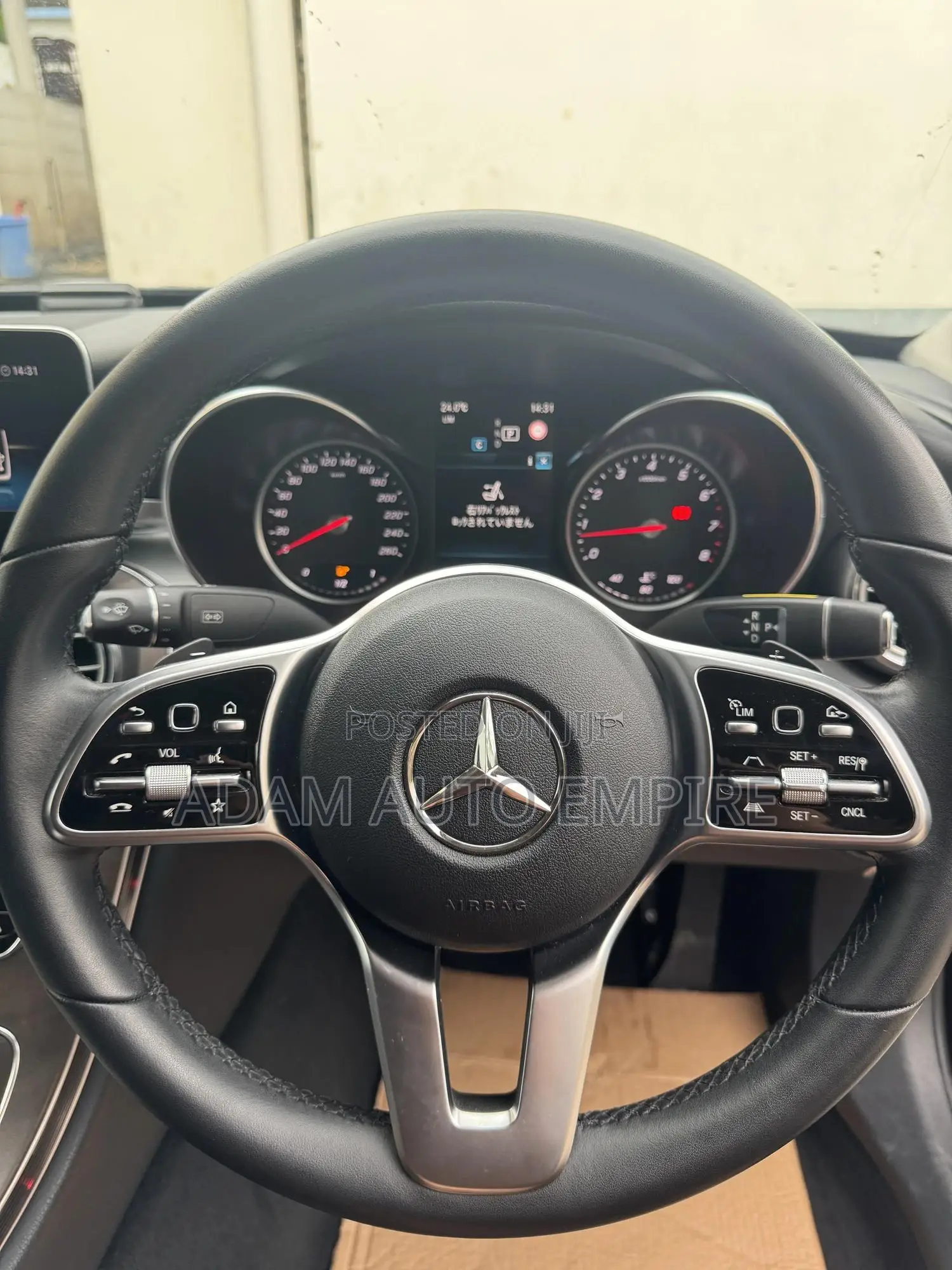 Mercedes-Benz C180 2018 Black