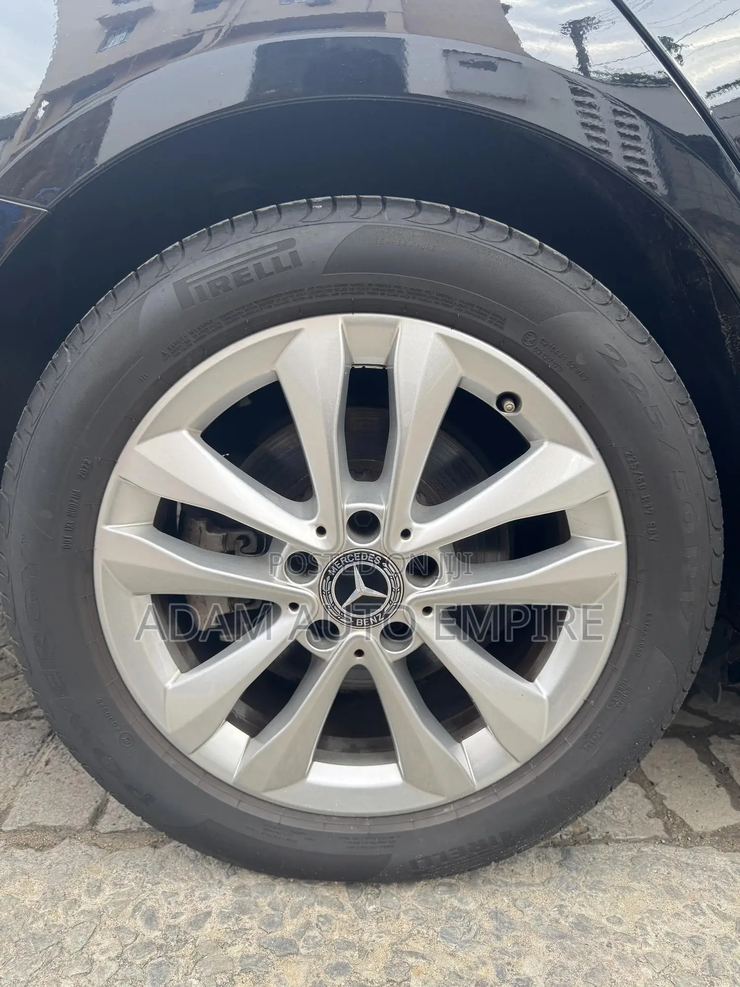 Mercedes-Benz C180 2018 Black
