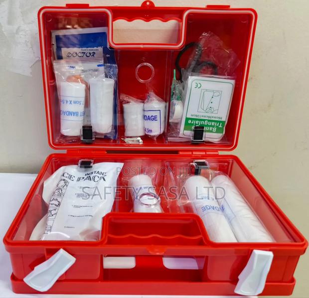 First Aid Kit / Fully Equipped - thumbnail 2