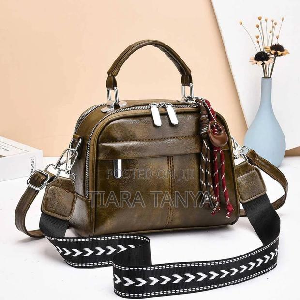 Quality Fashionable Sling Bag on Offer