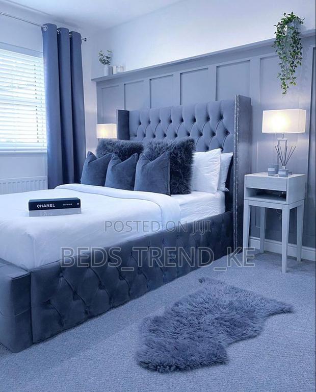 5 by 6 Sturdy Modern Chester Bed With Side Drawers